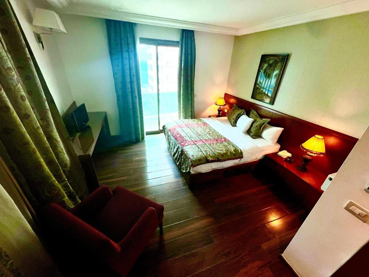 King Suites Hotel Beirut Exterior foto