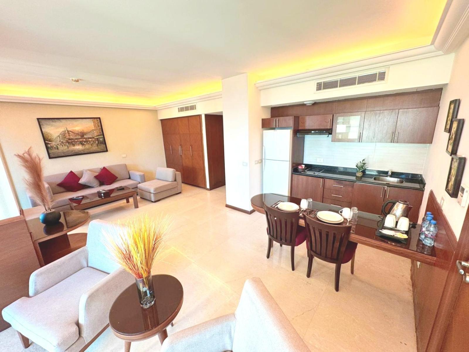 King Suites Hotel Beirut Exterior foto